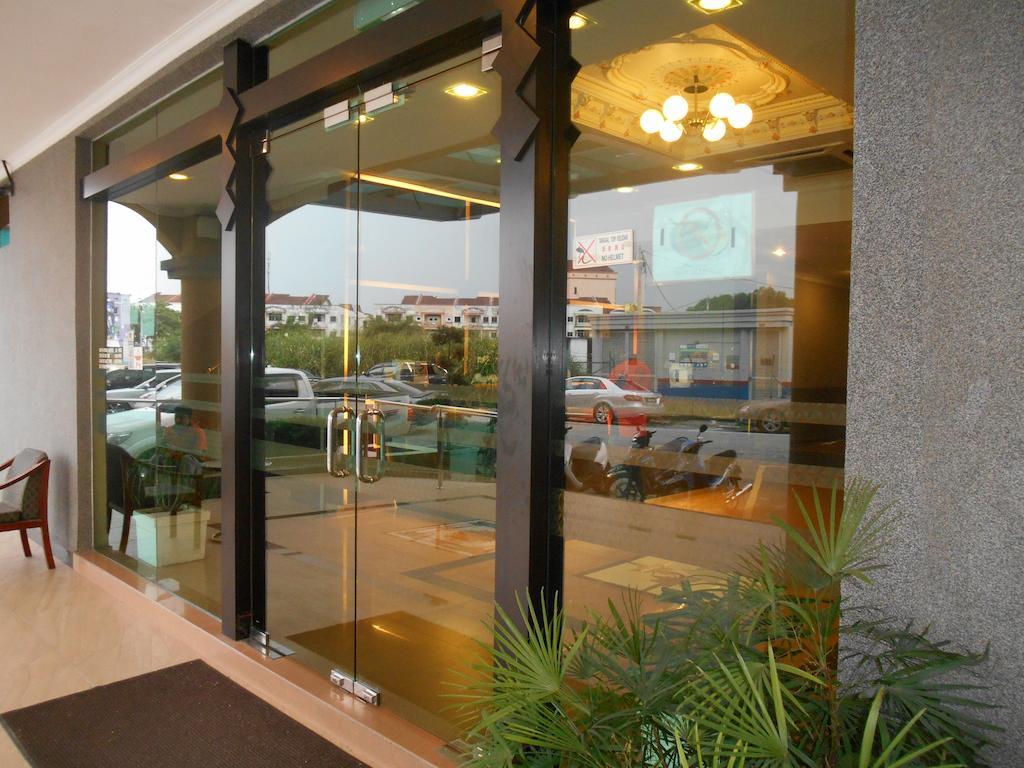 Sai Villa Hotel Near Klia & Klia2 Nilai Bagian luar foto