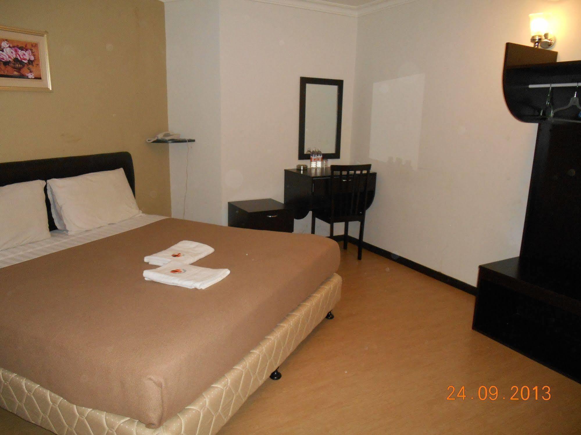 Sai Villa Hotel Near Klia & Klia2 Nilai Bagian luar foto