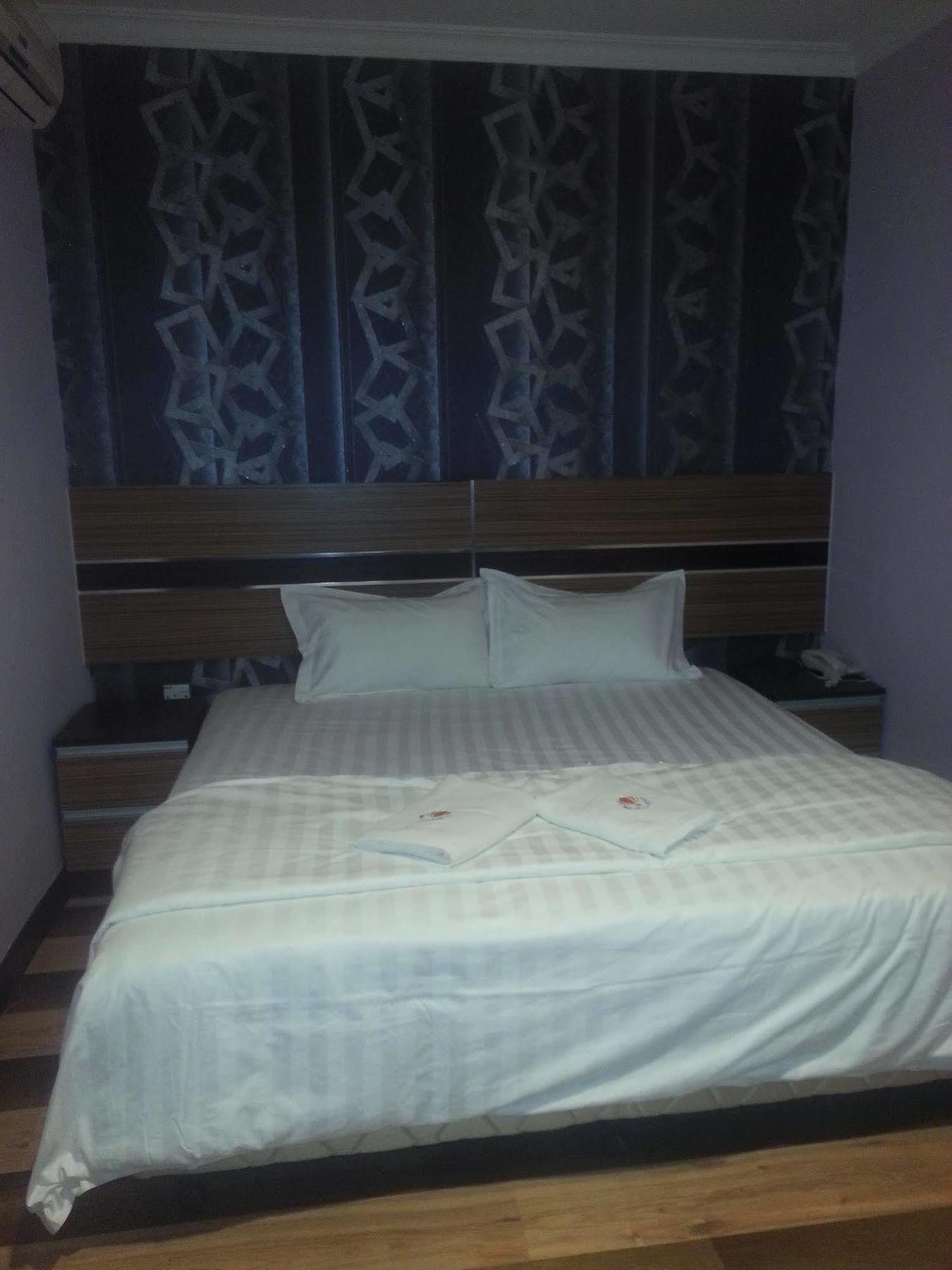 Sai Villa Hotel Near Klia & Klia2 Nilai Bagian luar foto